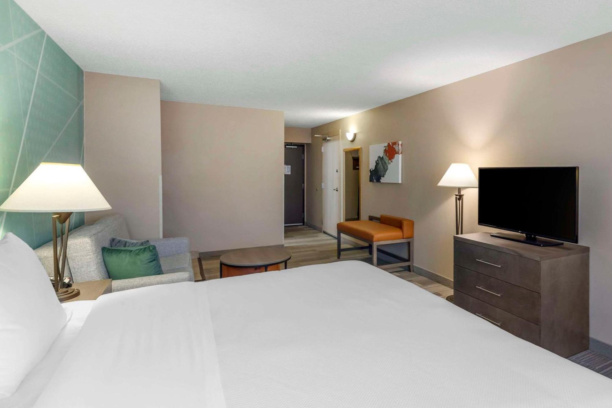 Comfort Inn & Suites Boulder Bagian luar foto