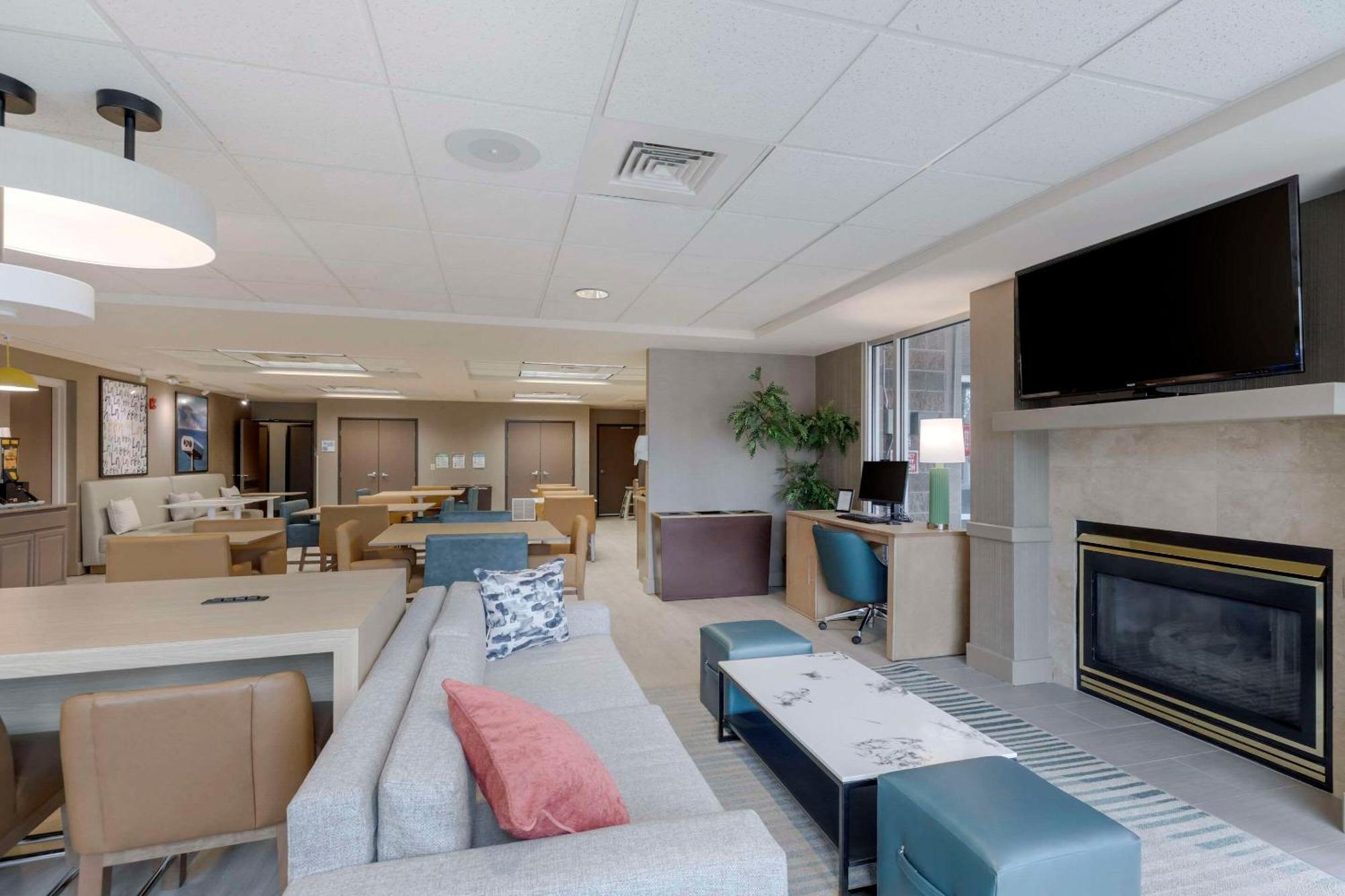 Comfort Inn & Suites Boulder Bagian luar foto